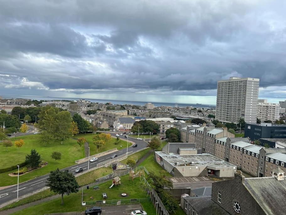 Stunning 2-Bed Apart in the heart of Aberdeen* Buitenkant foto